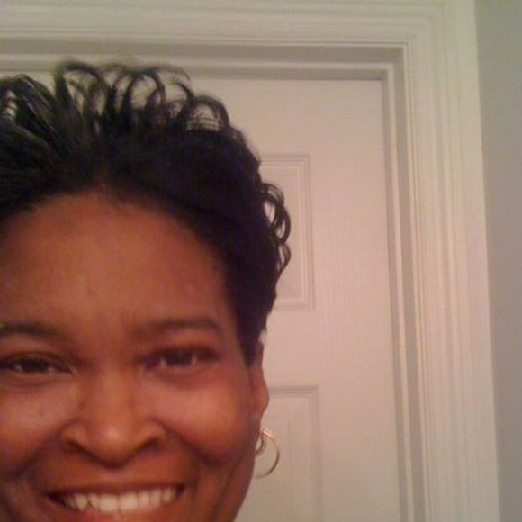 Meet your Posher, Tabatha - Picture 1 of 1